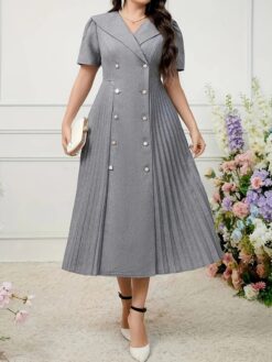 Elegant Pleated Midi Dress with Contrast Lapel Collar
